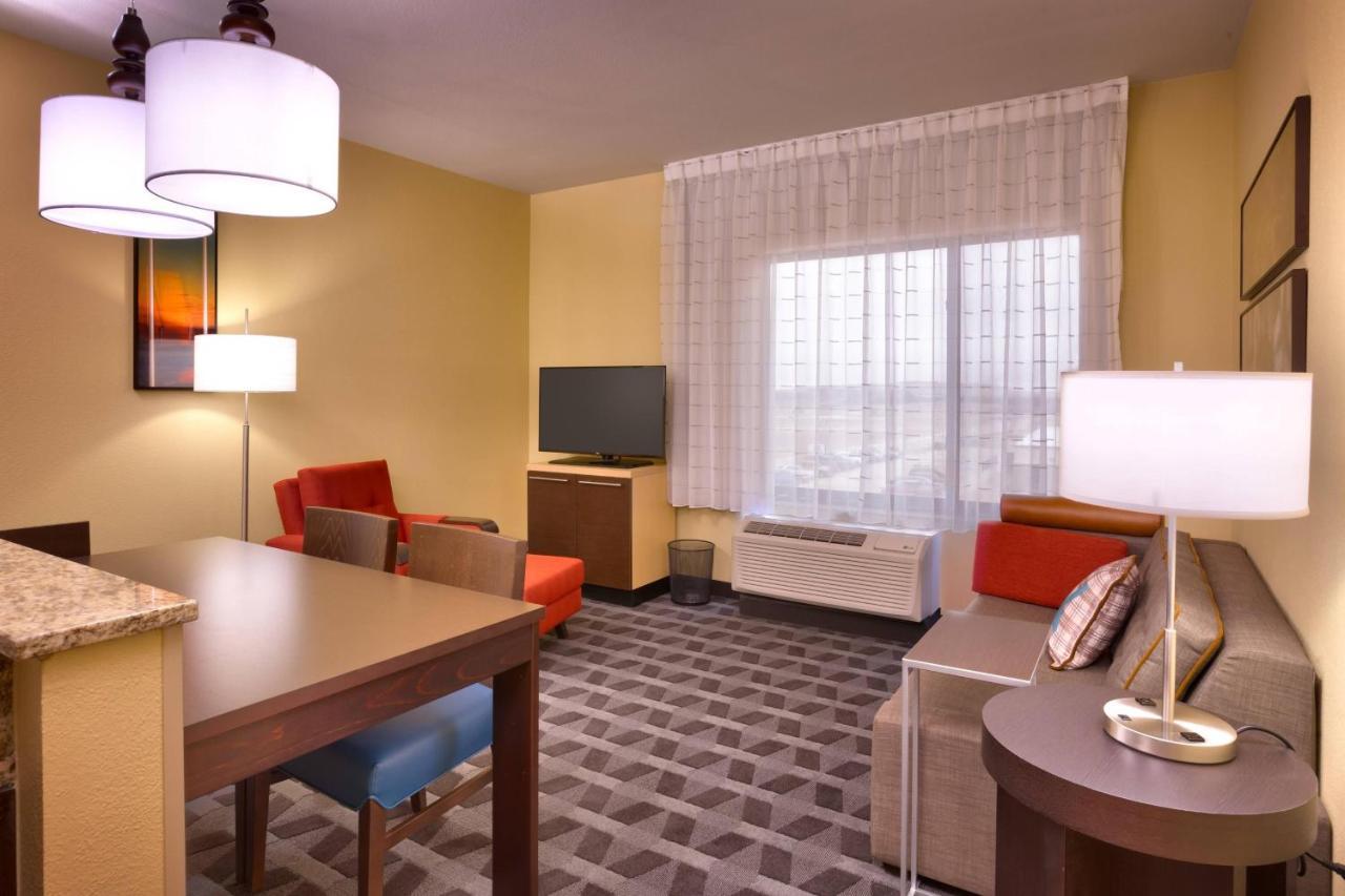 Towneplace Suites By Marriott Dickinson Exterior photo