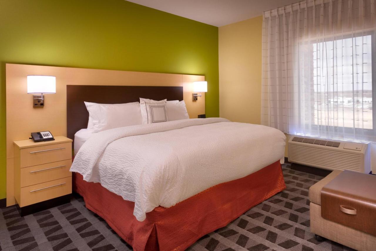 Towneplace Suites By Marriott Dickinson Exterior photo