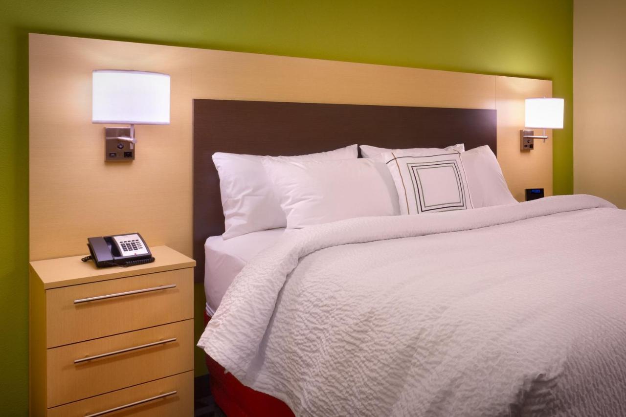 Towneplace Suites By Marriott Dickinson Exterior photo